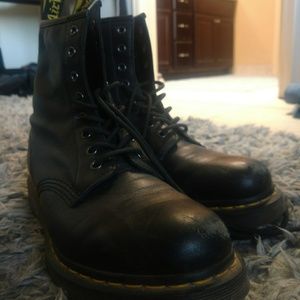 Dr. martens